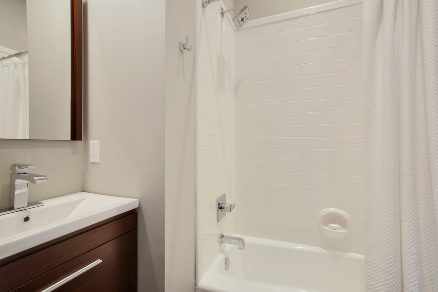 Sweeney Restoration work on 01-Valence St 21